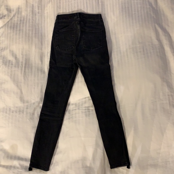 Zara women’s high waisted black jeans. Size 24 - Picture 2 of 4
